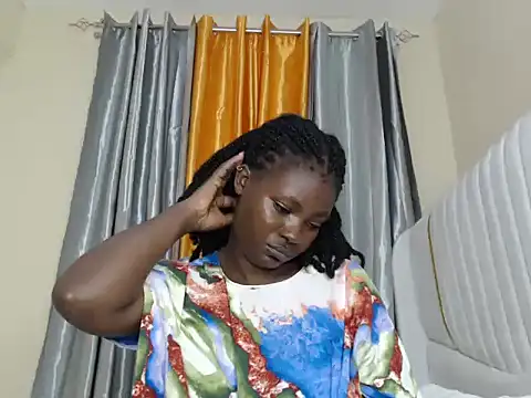 TrishaKalid online show from April 26, 9:12 pm