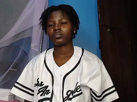 TrishaKalid online show from October 23, 7:09 pm