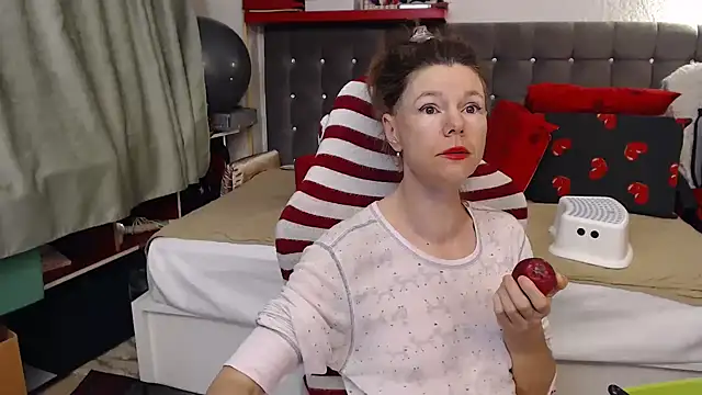 kellyterapy online show from April 25, 2:36 am