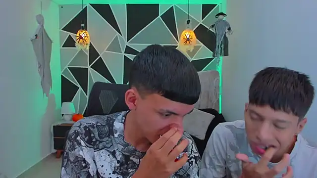 Juan Nd Steven online show from October 29, 4:39 am