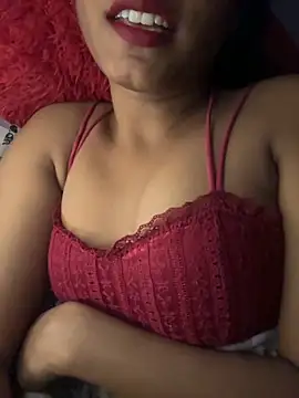 Hot Goldengirl online show from November 3, 7:40 pm