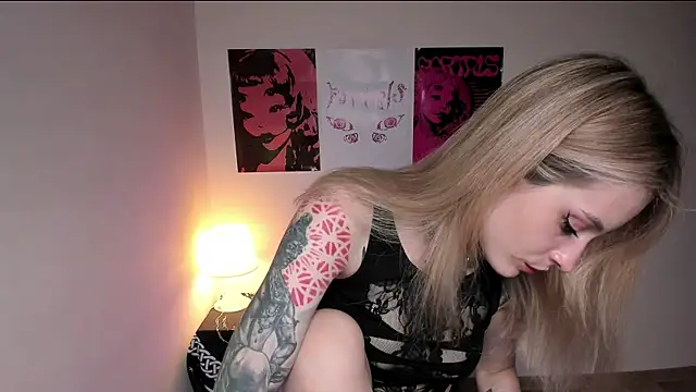 Snapshot of aviva_faith chatting on September 14, 4:49 pm aviva faith online show from September 14, 4:49 pm