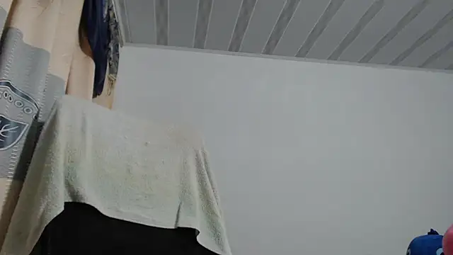 Snapshot of sweet_cutetras22 chatting on October 11, 10:31 am sweet cutetras22 online show from October 11, 10:31 am