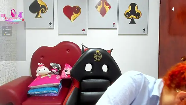 Salomeediaz  online show from February 25, 9:35 pm