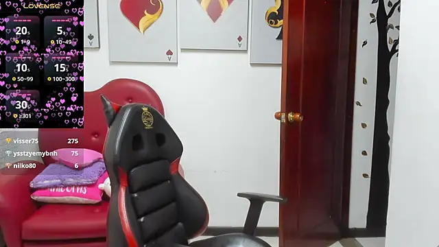 Salomeediaz  online show from April 23, 2:52 am