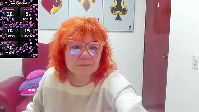 Salomeediaz  online show from April 24, 9:50 pm