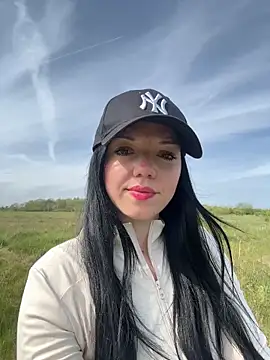 Vanesskaa online show from April 26, 2:37 pm