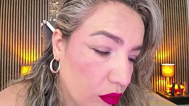 marie hss online show from April 23, 7:38 pm