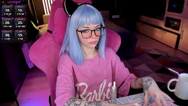 The love project online show from April 23, 11:51 pm