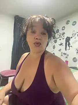 Sweeetness Milf online show from March 8, 3:21 am