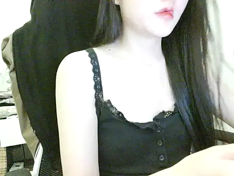 Snapshot of Yin-girl chatting on October 16, 10:23 pm Yin-girl online show from October 16, 10:23 pm