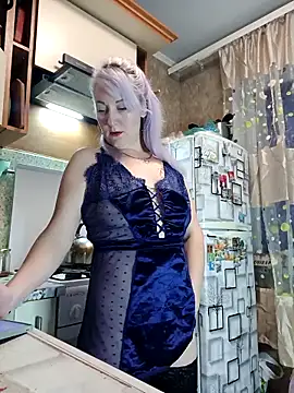 Tina Alev online show from November 28, 6:22 pm