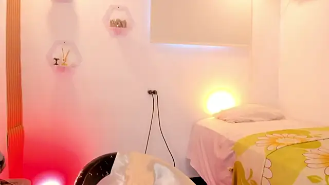 meganrossee69 online show from April 26, 9:12 pm