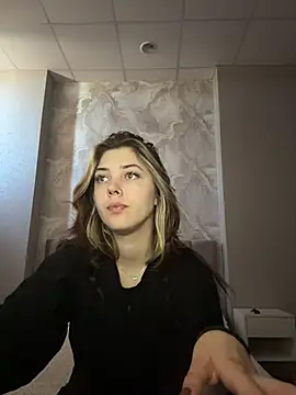 Vanessa Walters online show from April 29, 3:10 am