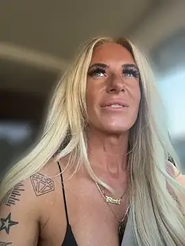 blondiluvsanal online show from July 22, 4:52 pm