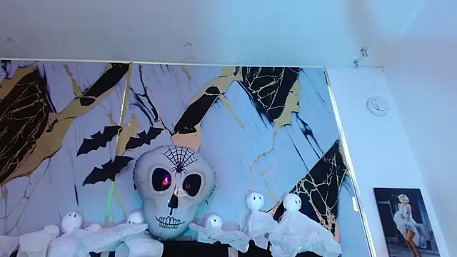 abbycutecs online show from October 29, 8:44 pm