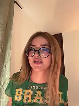 SweetJennaa online show from February 14, 1:40 am