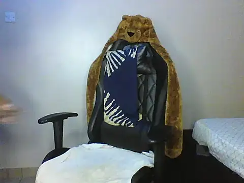 Candii wet  online show from February 21, 10:21 pm