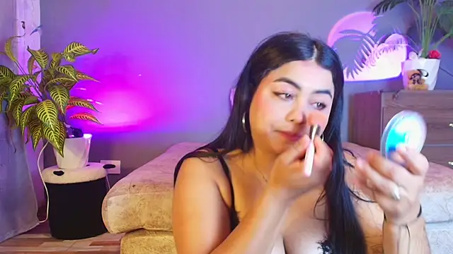 jade brunnette online show from June 4, 8:24 pm
