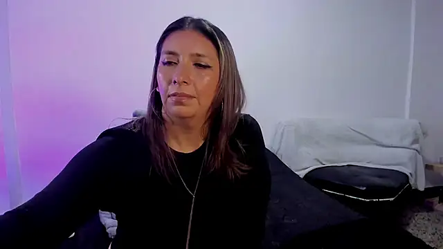 MichelleManson online show from October 10, 11:04 am