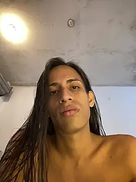 AlexaWarner online show from June 22, 10:07 pm