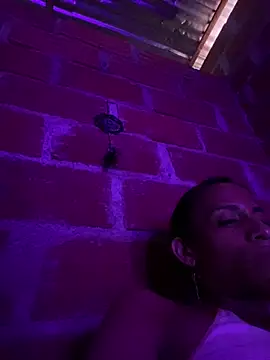 AlexaWarner online show from March 20, 9:09 pm