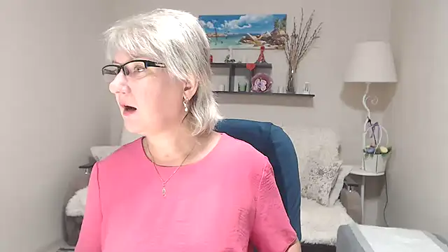 FleurMays online show from September 29, 4:28 am