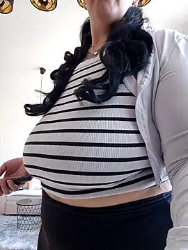 Jujuicy 97 online show from April 23, 4:20 pm