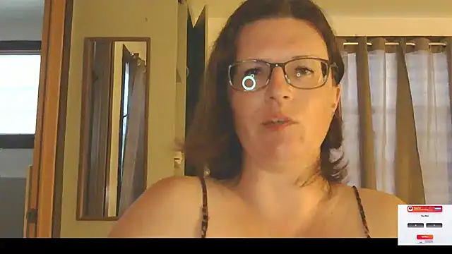 CrimsonMistress online show from July 29, 10:43 pm