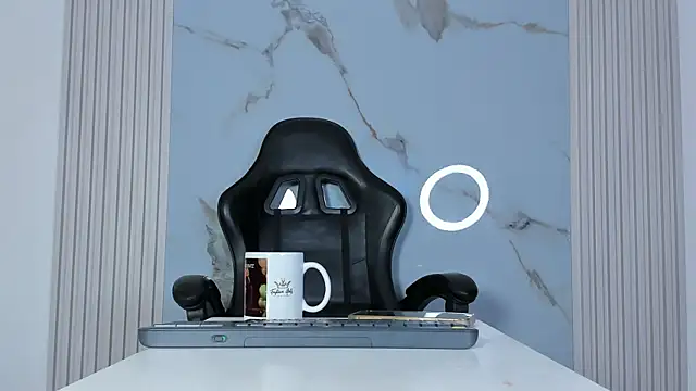 BridgetRodriguez online show from April 25, 12:41 pm