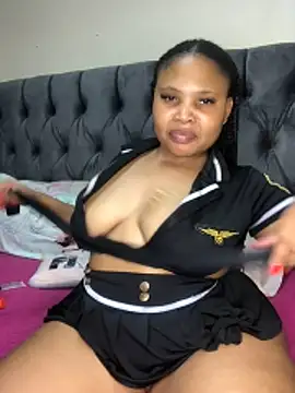 Anaelle24 online show from April 28, 10:08 am