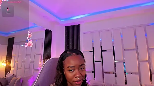 mia schwarz online show from November 8, 3:22 am