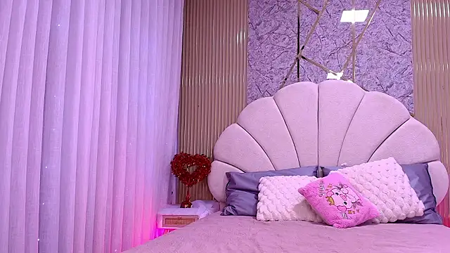 aisha sh online show from March 12, 11:57 am