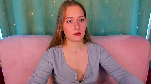 AlinaVice online show from April 22, 2:52 am