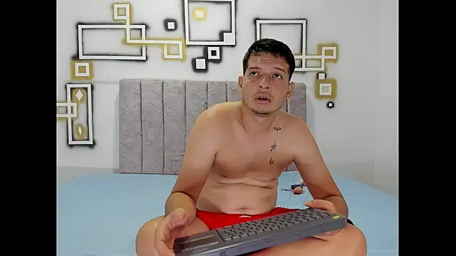 FerneyManti online show from November 9, 1:18 pm