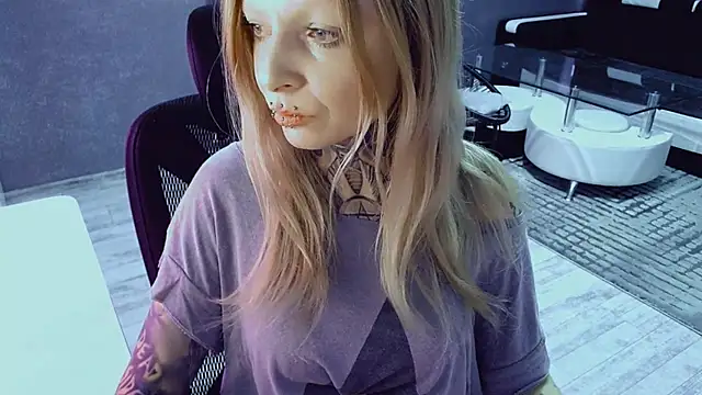 InesGold online show from April 22, 6:32 am