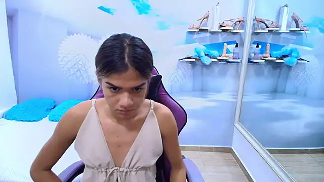 DEMI LEED online show from April 22, 12:13 pm