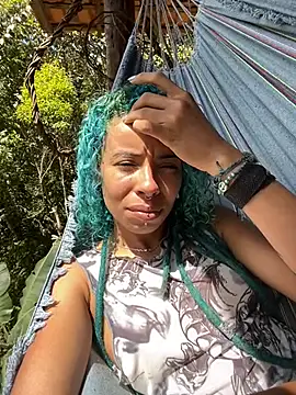 Snapshot of sammoura01 chatting on October 27, 4:13 pm sammoura01 online show from October 27, 4:13 pm