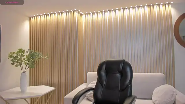 AbbyDalton online show from April 24, 6:44 pm