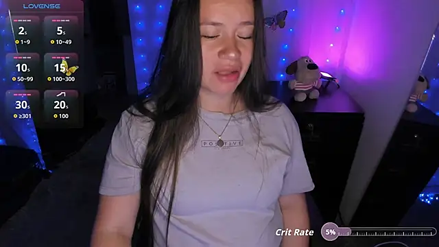 Snapshot of milysauria1 chatting on October 24, 12:23 pm milysauria1 online show from October 24, 12:23 pm