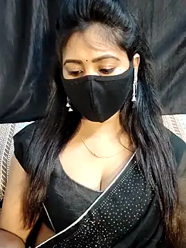 Monalisha G online show from April 25, 7:00 pm