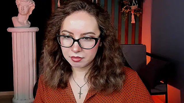 JasmineMilko online show from June 10, 5:28 am