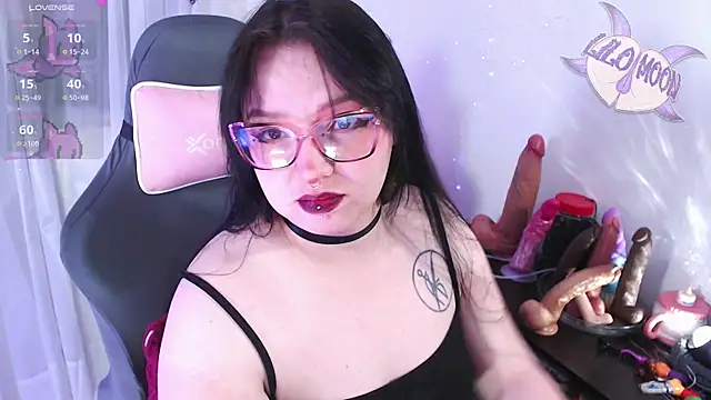 LiloMoon69 online show from April 26, 3:04 am