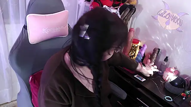 LiloMoon69 online show from September 11, 12:38 pm