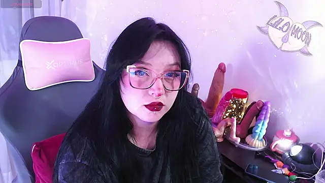 LiloMoon69 online show from April 27, 4:20 am