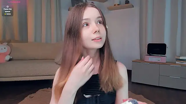 DominikaElis online show from April 24, 7:49 pm