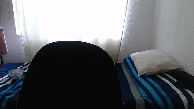 Snapshot of passion_sweet07 chatting on October 14, 2:08 pm passion sweet07 online show from October 14, 2:08 pm