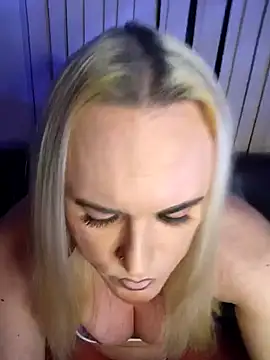 Connie Pepper online show from October 20, 11:19 pm