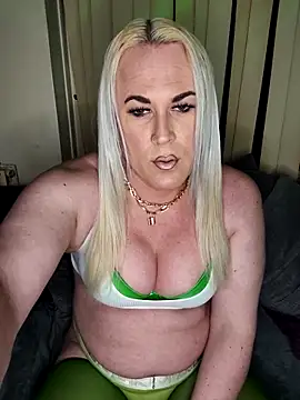 Connie Pepper online show from April 21, 12:25 am