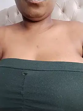 CuteBootyBae online show from August 5, 9:48 am